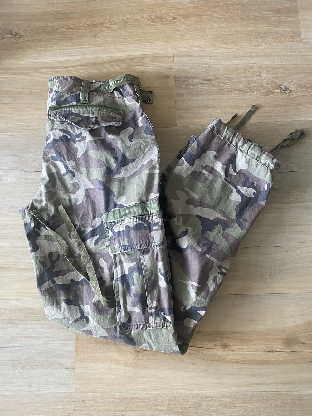 Y2K Abercrombie & Fitch Women's Camo Cargo Pants - Green/Brown/Gray